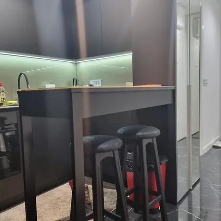 Apartment One Bedroom In Center