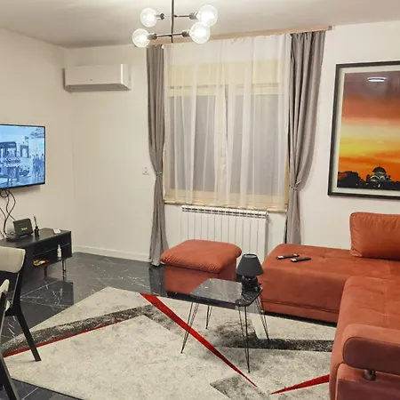 Apartment One Bedroom In Center *